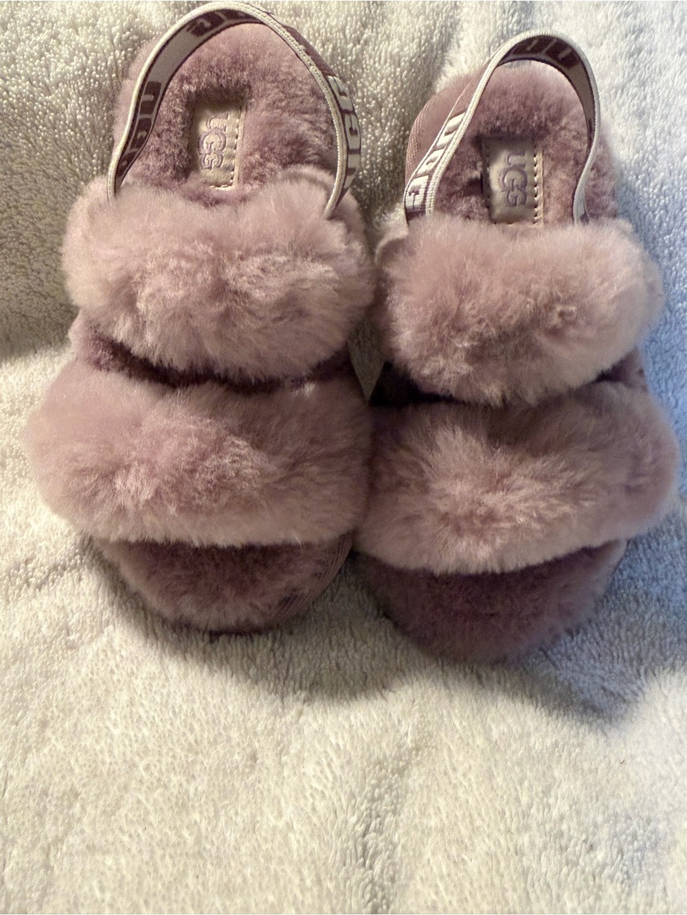 UGG "Oh Yeah" Lilac Bloom Toddler Slide slippers